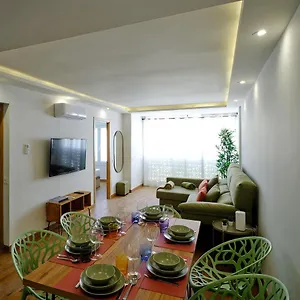 Appartamento Leo Home- Bright & Centric 3 Bedrooms With Private Parking Included, Málaga
